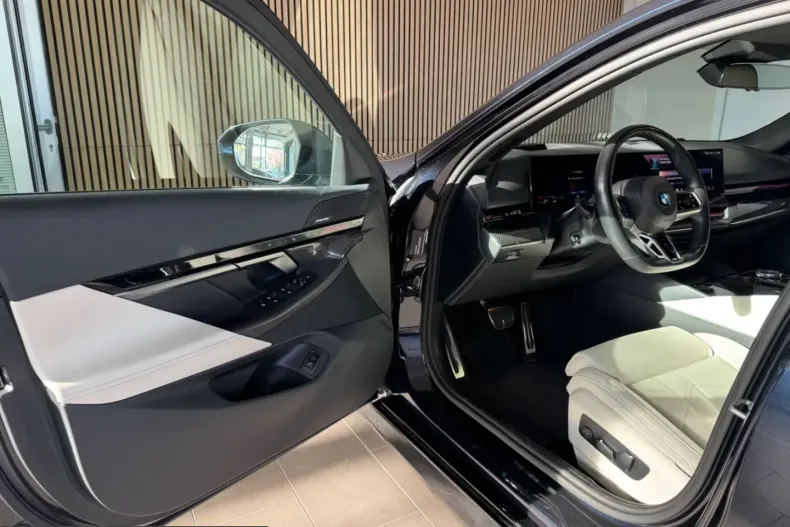 BMW 520 (Seria 5) din 2024 cu 73.167 km - oferta BMW216288 - foto 9
