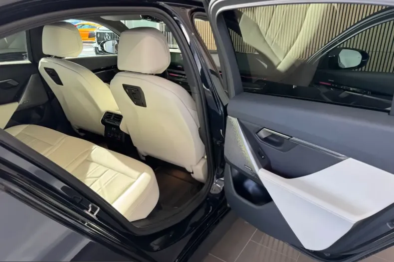 BMW 520 (Seria 5) din 2024 cu 73.167 km - oferta BMW216288 - foto 17