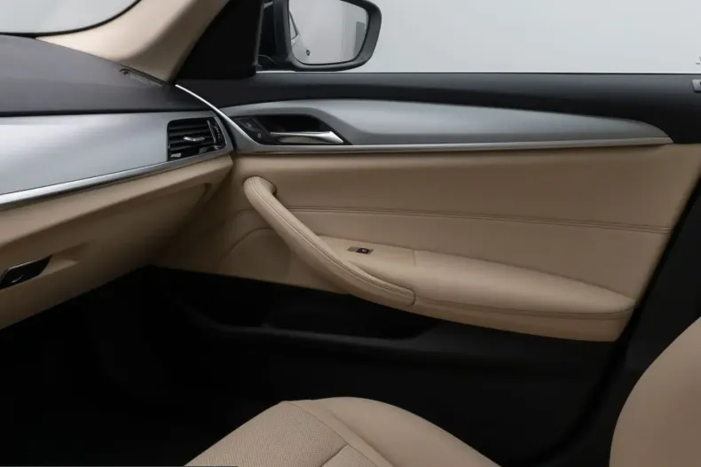 BMW 530 (Seria 5) din 2021 cu 65.799 km - oferta BMW216292 - foto 34