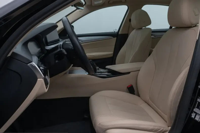 BMW 530 (Seria 5) din 2021 cu 65.799 km - oferta BMW216292 - foto 35