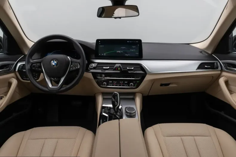 BMW 530 (Seria 5) din 2021 cu 65.799 km - oferta BMW216292 - foto 39