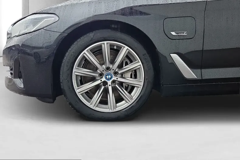 BMW 545 (Seria 5) din 2022 cu 33.267 km - oferta BMW216294 - foto 4