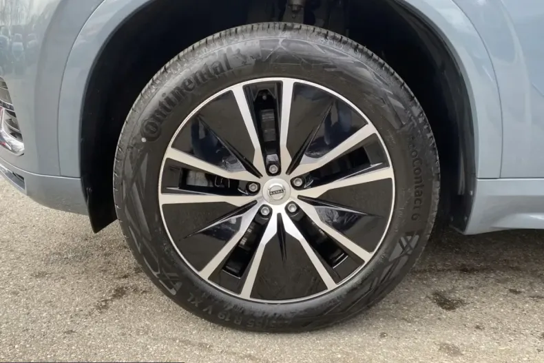 Volvo XC90 din 2021 cu 60.890 km - oferta VOL216298 - foto 7