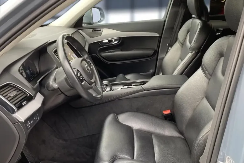 Volvo XC90 din 2021 cu 60.890 km - oferta VOL216298 - foto 9