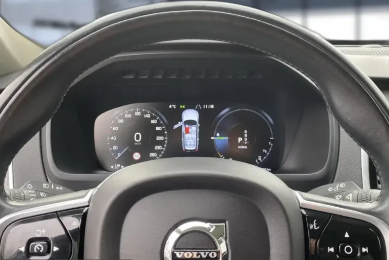 Volvo XC90 din 2021 cu 60.890 km - oferta VOL216298 - foto 10