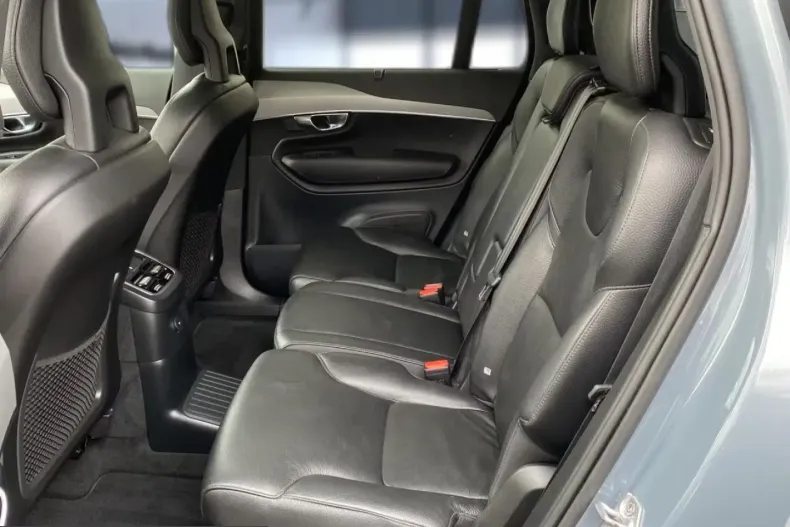 Volvo XC90 din 2021 cu 60.890 km - oferta VOL216298 - foto 11