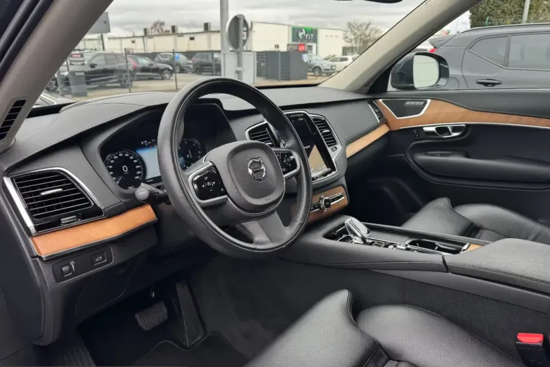 Volvo XC90 din 2022 cu 73.617 km - oferta VOL216306 - foto 8