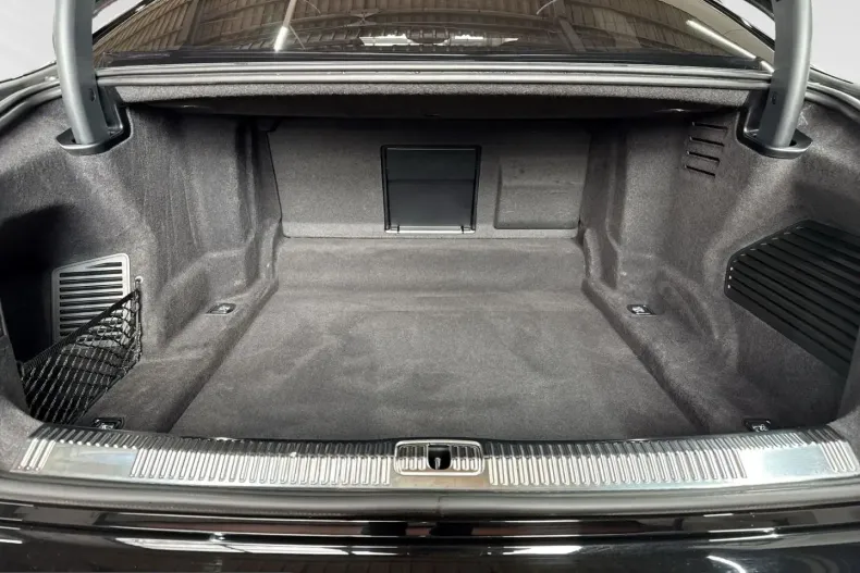 Audi S8 din 2024 cu 29.000 km - oferta AUD216307 - foto 8