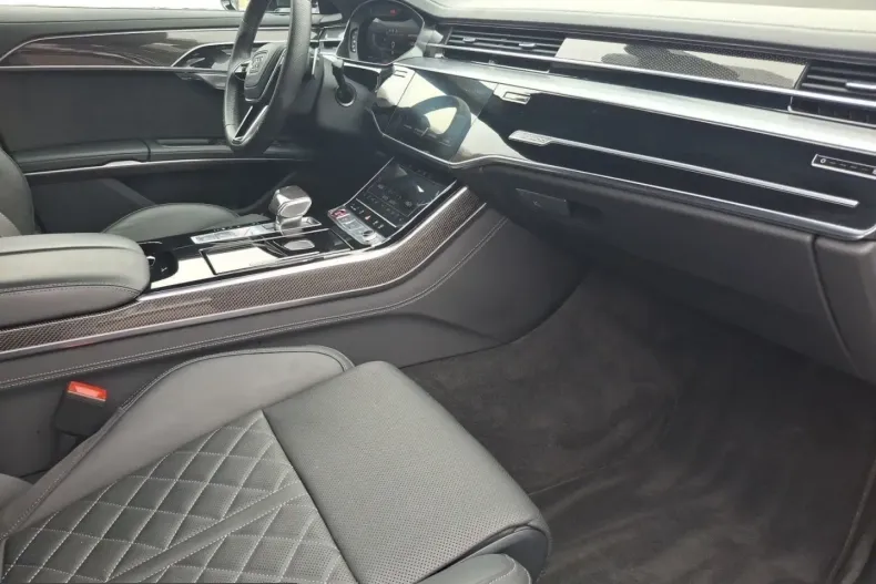 Audi S8 din 2024 cu 32.520 km - oferta AUD216308 - foto 14