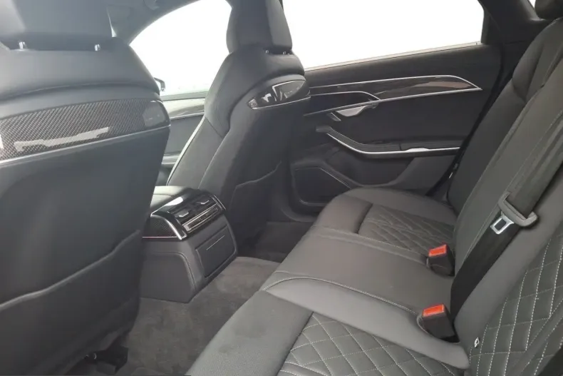 Audi S8 din 2024 cu 32.520 km - oferta AUD216308 - foto 15