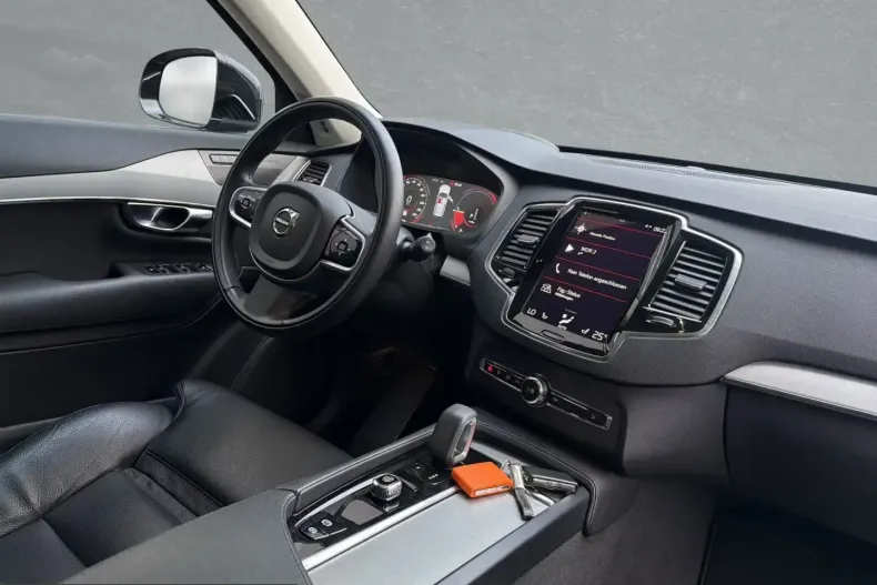 Volvo XC90 din 2021 cu 79.700 km - oferta VOL216309 - foto 9