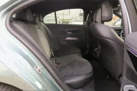 Mercedes-Benz E 300 (Clasa E) din 2025 cu 11.202 km - oferta MER216328 - foto 9