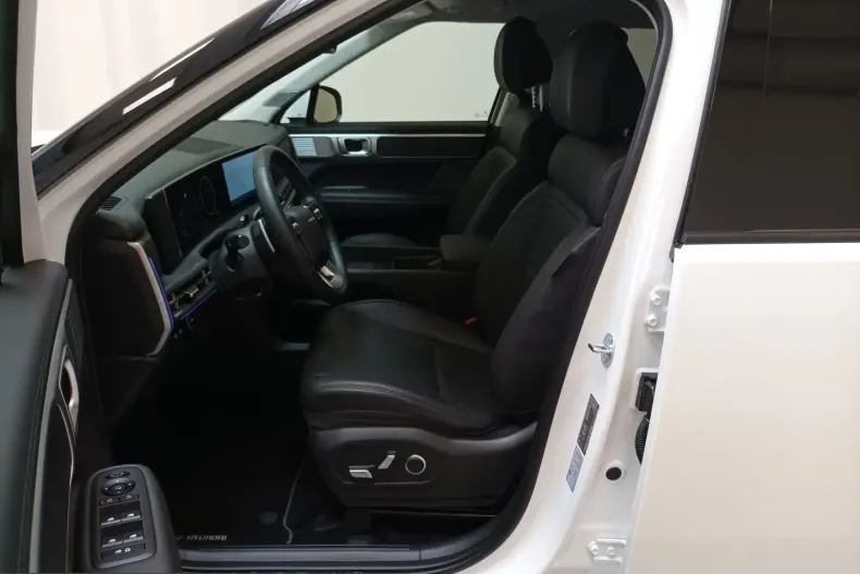 Hyundai Santa Fe din 2025 cu 16.345 km - oferta HYU216333 - foto 8