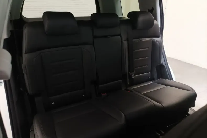 Hyundai Santa Fe din 2025 cu 16.345 km - oferta HYU216333 - foto 17