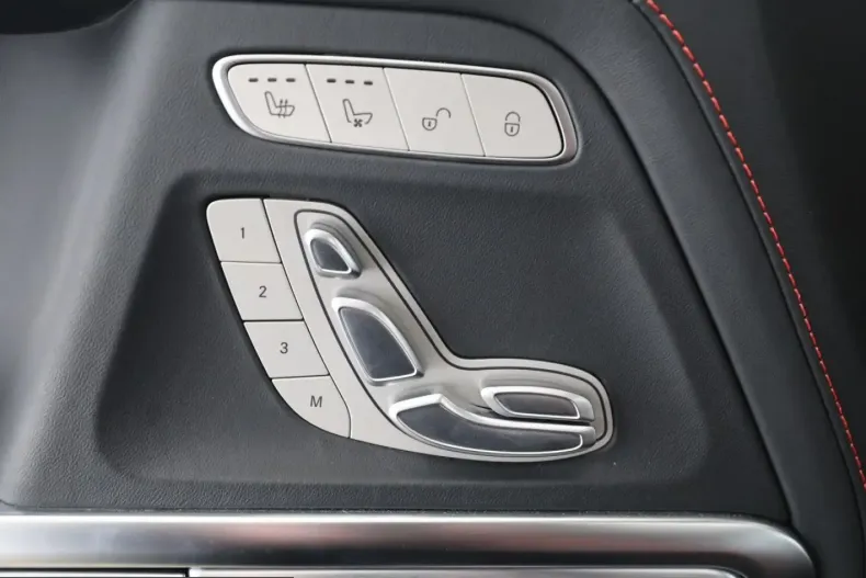 Mercedes-Benz G 450 (Clasa G) din 2024 cu 17.100 km - oferta MER216334 - foto 15