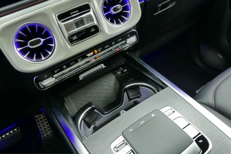 Mercedes-Benz G 450 (Clasa G) din 2025 cu 13.907 km - oferta MER216336 - foto 23