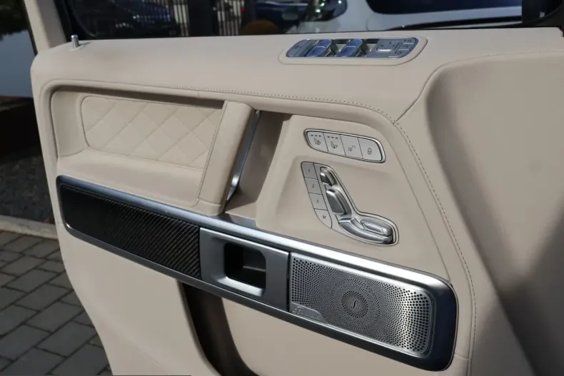 Mercedes-Benz G 63 AMG (Clasa G) din 2024 cu 26.000 km - oferta MER216338 - foto 11