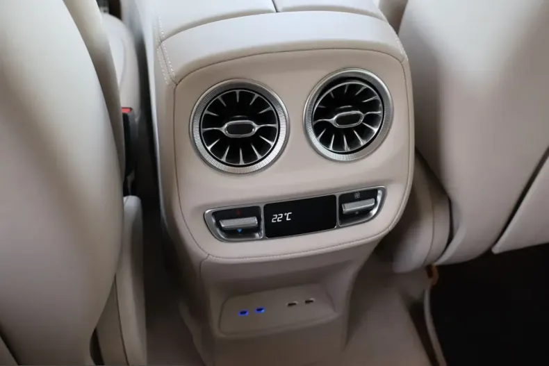 Mercedes-Benz G 63 AMG (Clasa G) din 2024 cu 26.000 km - oferta MER216338 - foto 20