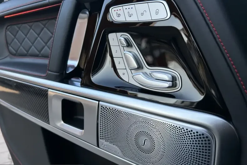 Mercedes-Benz G 63 AMG (Clasa G) din 2024 cu 18.500 km - oferta MER216344 - foto 11