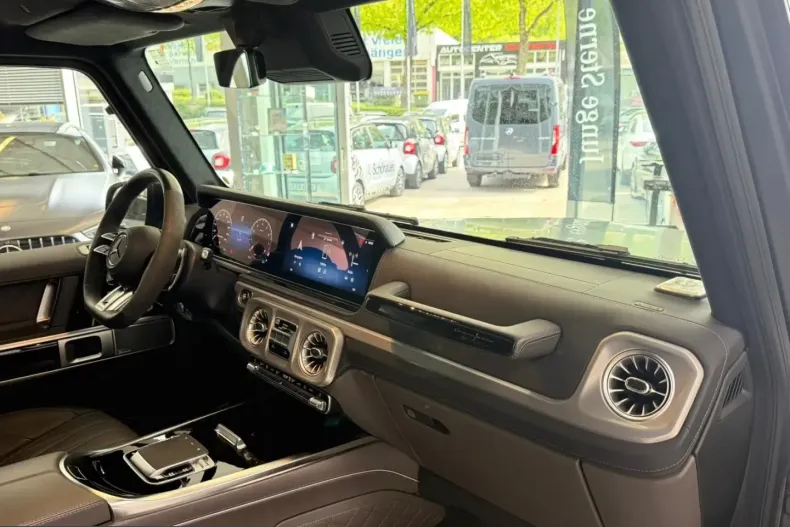 Mercedes-Benz G 63 AMG (Clasa G) din 2024 cu 18.162 km - oferta MER216362 - foto 19