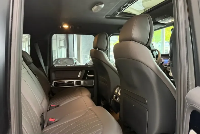 Mercedes-Benz G 63 AMG (Clasa G) din 2024 cu 18.162 km - oferta MER216362 - foto 23