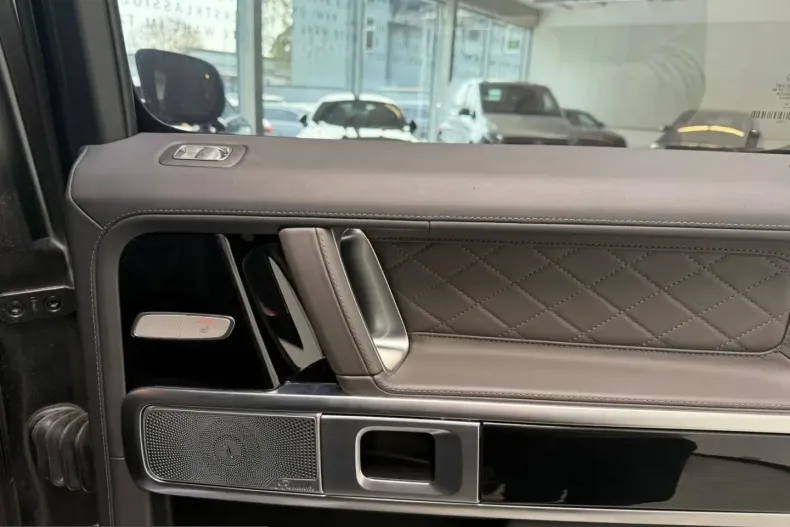 Mercedes-Benz G 63 AMG (Clasa G) din 2024 cu 18.162 km - oferta MER216362 - foto 24