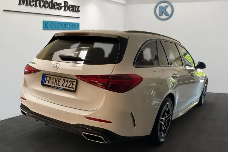 Mercedes-Benz C 300 (Clasa C) din 2024 cu 19.000 km - oferta MER216370 - foto 4