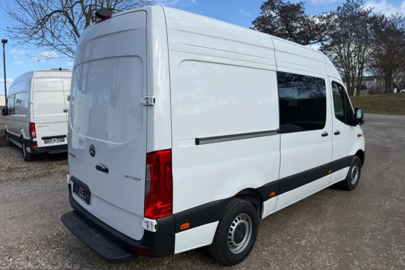 Mercedes-Benz Sprinter din 2024 cu 49.500 km - oferta MER216376 - foto 4