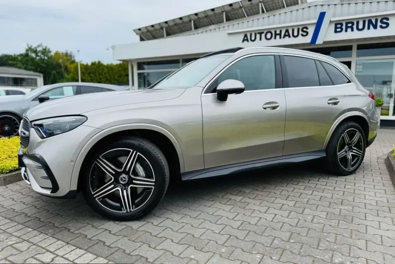 Mercedes-Benz GLC 300 (Clasa GLC) din 2024 cu 15.735 km - oferta MER216381 - foto 2
