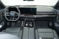 BMW 550 (Seria 5) din 2025 cu 3.700 km - oferta BMW216389 - foto 6