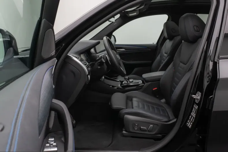 BMW X3 (Seria X) din 2024 cu 43.824 km - oferta BMW216398 - foto 19