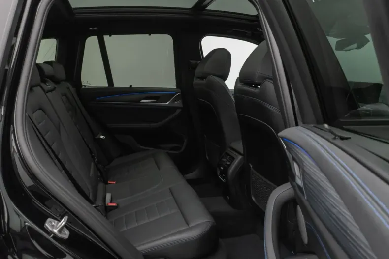 BMW X3 (Seria X) din 2024 cu 43.824 km - oferta BMW216398 - foto 26