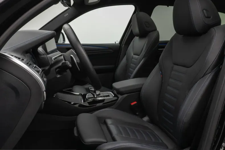BMW X3 (Seria X) din 2024 cu 43.824 km - oferta BMW216398 - foto 36