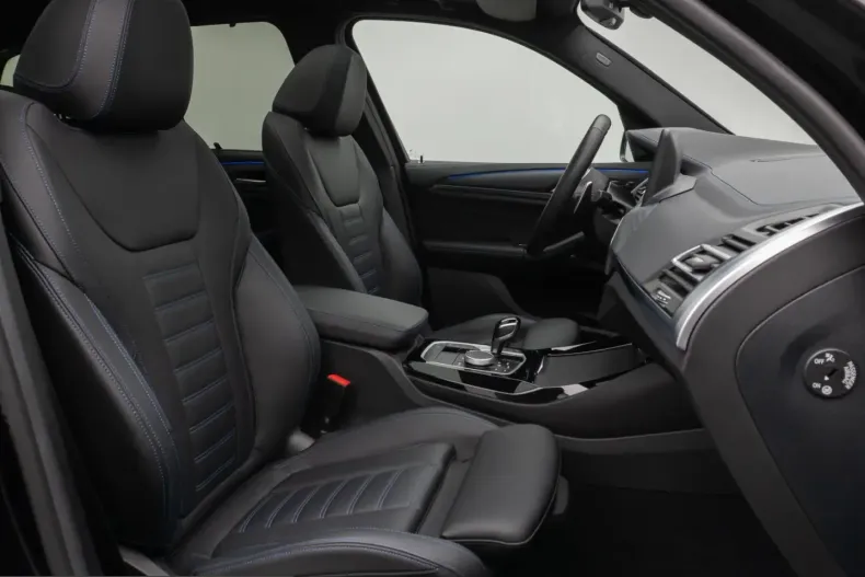 BMW X3 (Seria X) din 2024 cu 43.824 km - oferta BMW216398 - foto 37