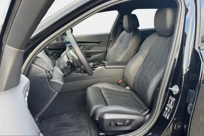 BMW 520 (Seria 5) din 2024 cu 31.000 km - oferta BMW216400 - foto 11