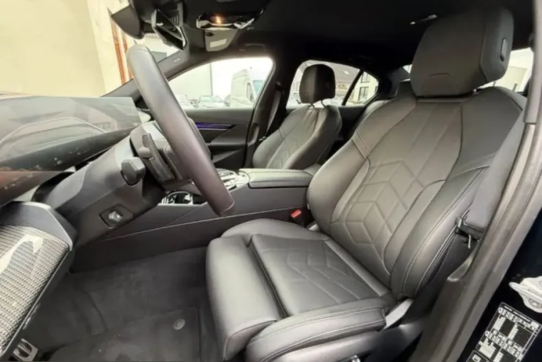 BMW 520 (Seria 5) din 2025 cu 28.900 km - oferta BMW216410 - foto 8
