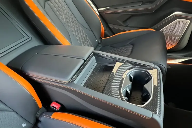 Lamborghini Urus din 2023 cu 5.700 km - oferta LAM216422 - foto 35