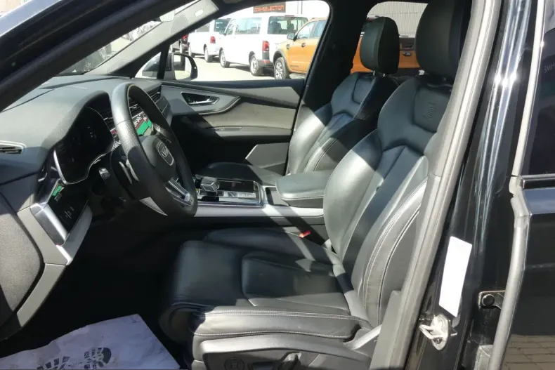 Audi Q7 din 2022 cu 63.812 km - oferta AUD216428 - foto 9
