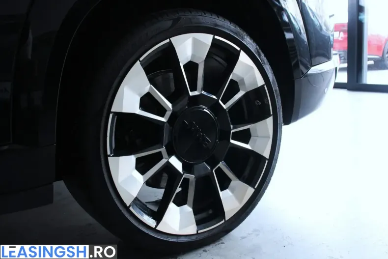 BMW XM (Seria X) din 2024 cu 38.643 km - oferta BMW216456 - foto 27