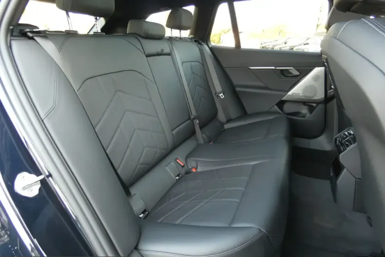 BMW 520 (Seria 5) din 2025 cu 24.990 km - oferta BMW216462 - foto 19