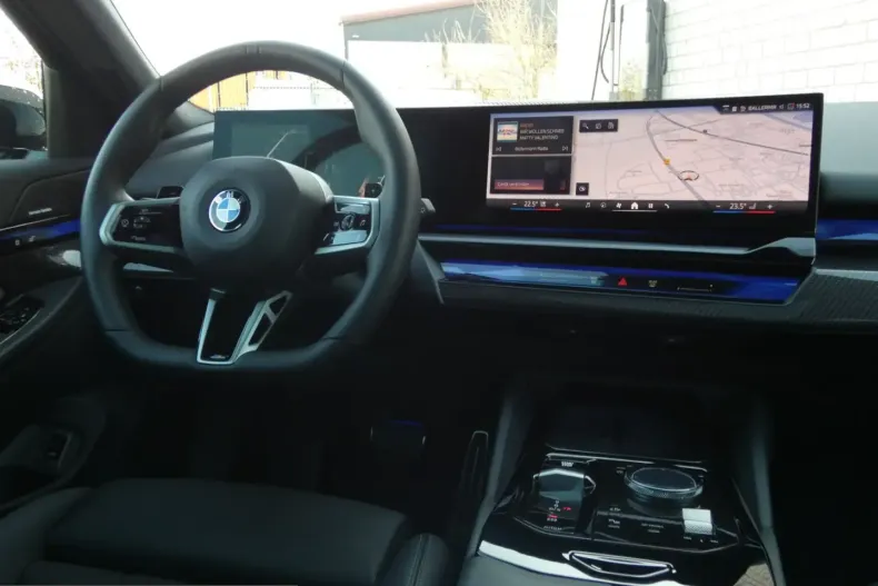 BMW 520 (Seria 5) din 2025 cu 24.990 km - oferta BMW216462 - foto 22
