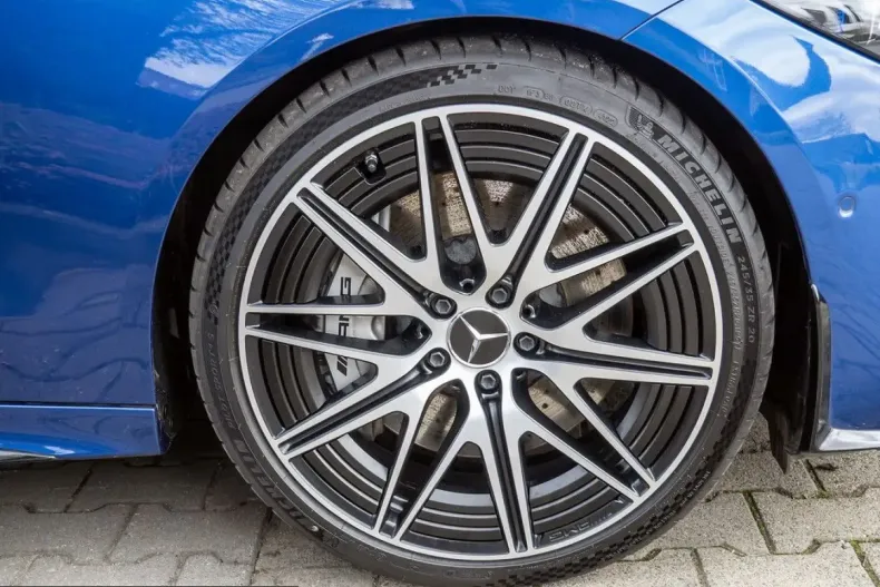 Mercedes-Benz C 43 AMG (Clasa C) din 2024 cu 20.751 km - oferta MER216465 - foto 9