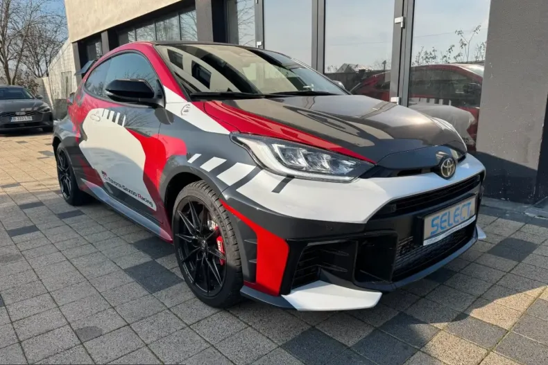 Toyota Yaris din 2025 cu 1.500 km - oferta TOY216466 - foto 1