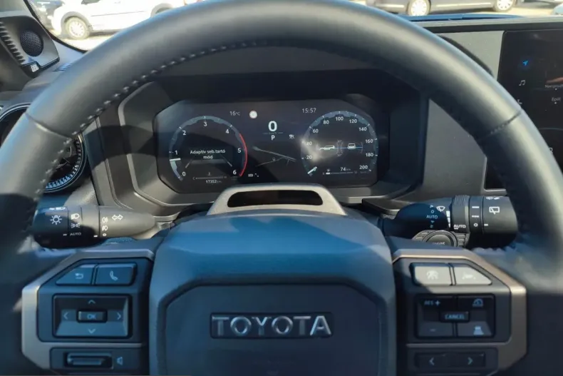 Toyota Land Cruiser din 2025 cu 18.373 km - oferta TOY216468 - foto 13