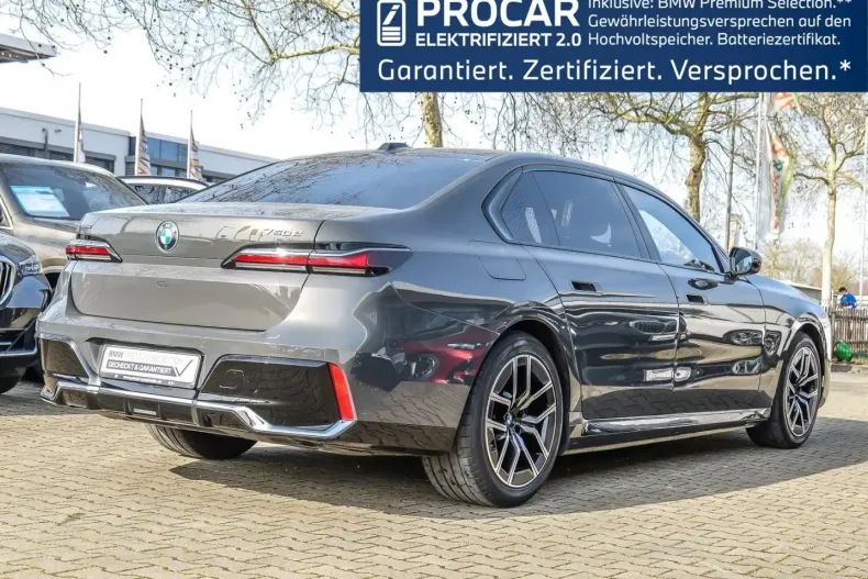 BMW 750 (Seria 7) din 2024 cu 55.782 km - oferta BMW216470 - foto 2