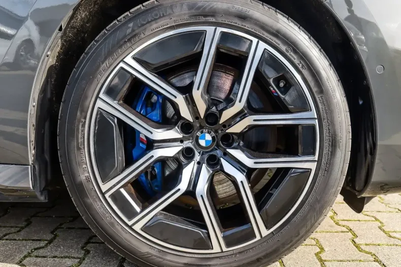 BMW 750 (Seria 7) din 2024 cu 55.782 km - oferta BMW216470 - foto 5
