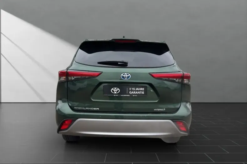 Toyota Highlander din 2024 cu 34.377 km - oferta TOY216471 - foto 4