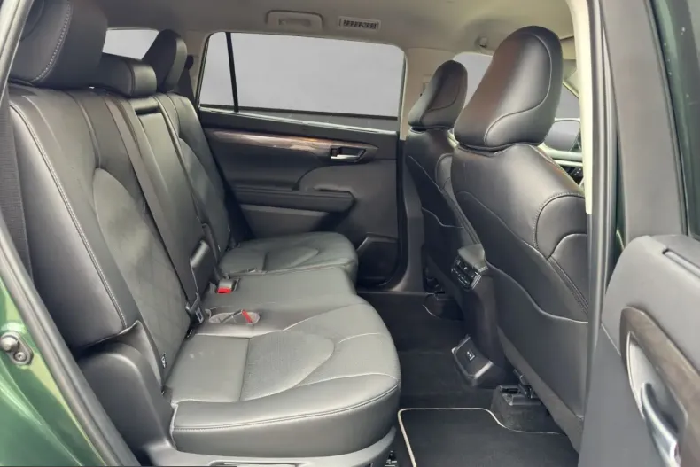 Toyota Highlander din 2024 cu 34.377 km - oferta TOY216471 - foto 17