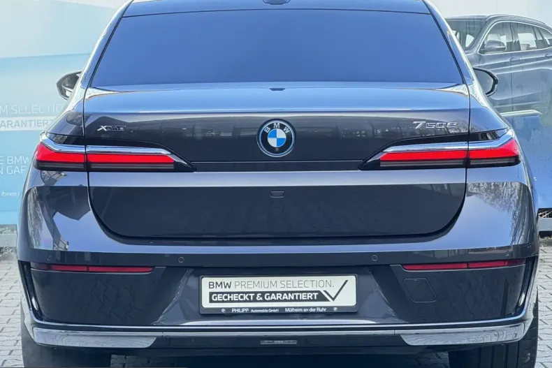 BMW 750 (Seria 7) din 2024 cu 68.930 km - oferta BMW216472 - foto 7
