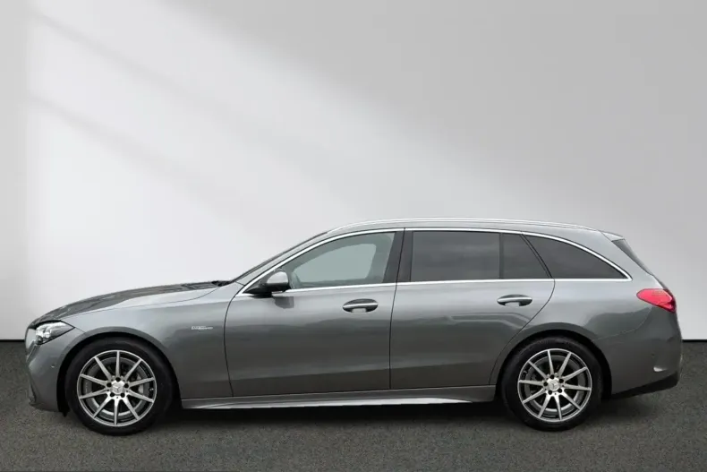 Mercedes-Benz C 43 AMG (Clasa C) din 2025 cu 12.410 km - oferta MER216477 - foto 3